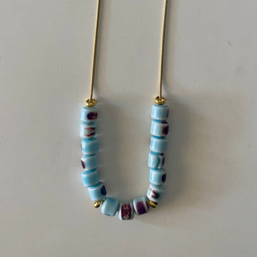 Collar cerámica azul cielo mini