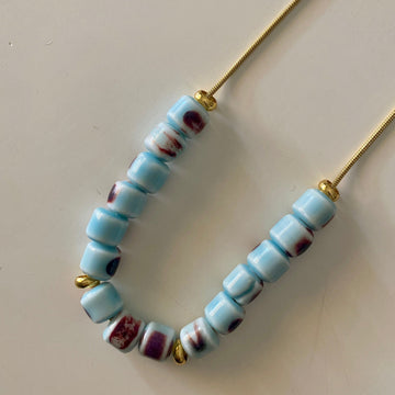 Collar cerámica azul cielo mini
