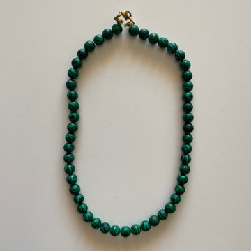 Collar malaquita bolitas