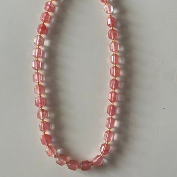 Collar Agatha rosa cuadrado