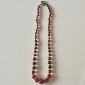 Collar Agatha caramelo