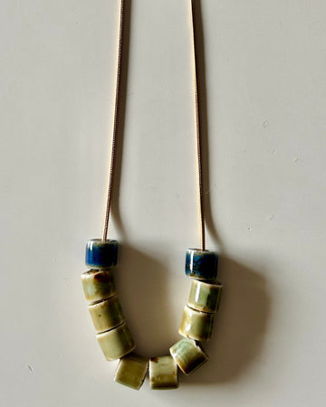 Collar cerámica Duo oliva