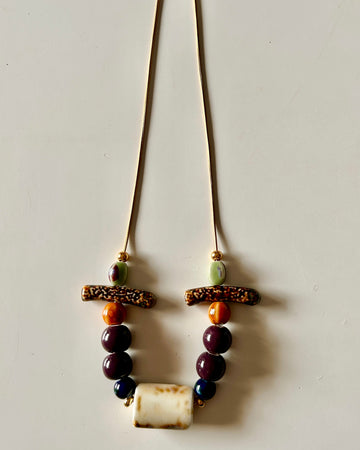 Collar cerámica coral beige