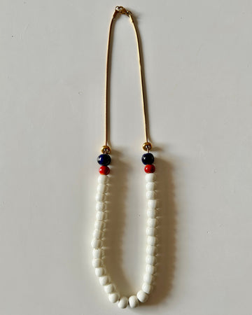 Collar cerámica bolitas blanco