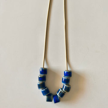 Collar cerámica azulón