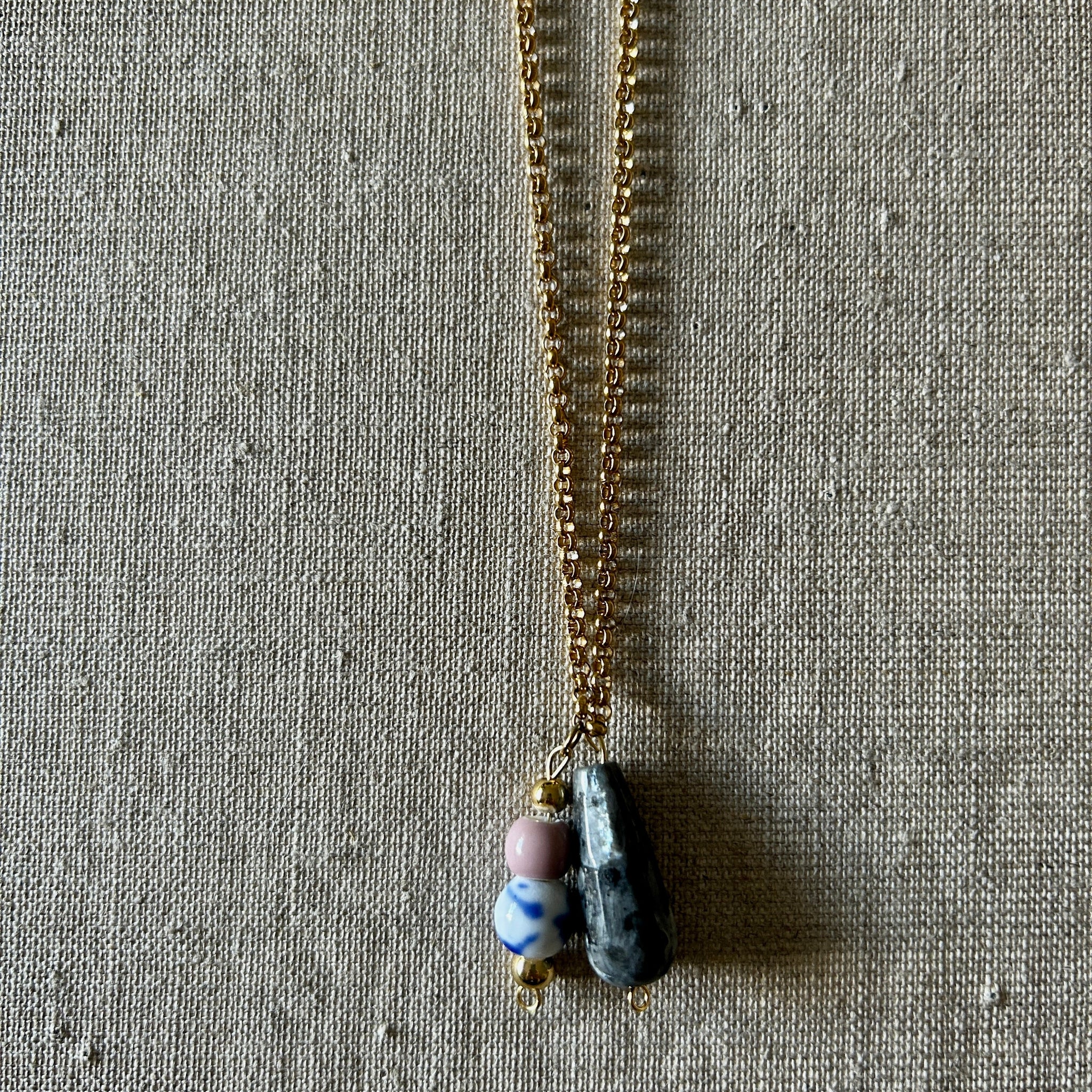 Collar Par Agatha gris